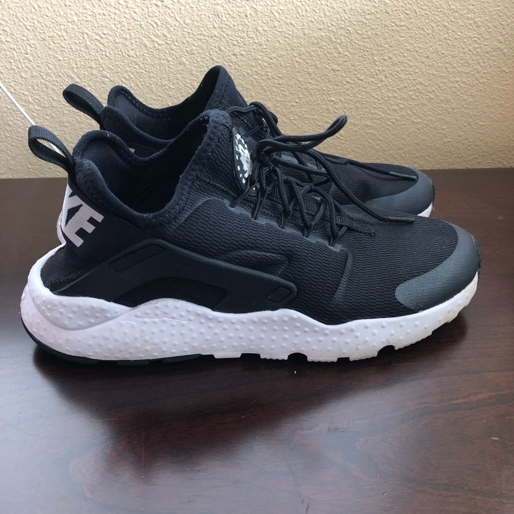 ❣️SOLD❣️Nike Air Ultra Huarache